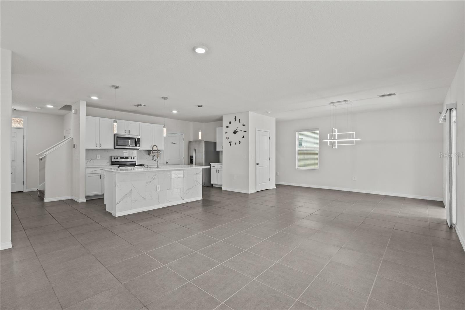 Image 4 of 54 For 5750 Cape Primrose Drive