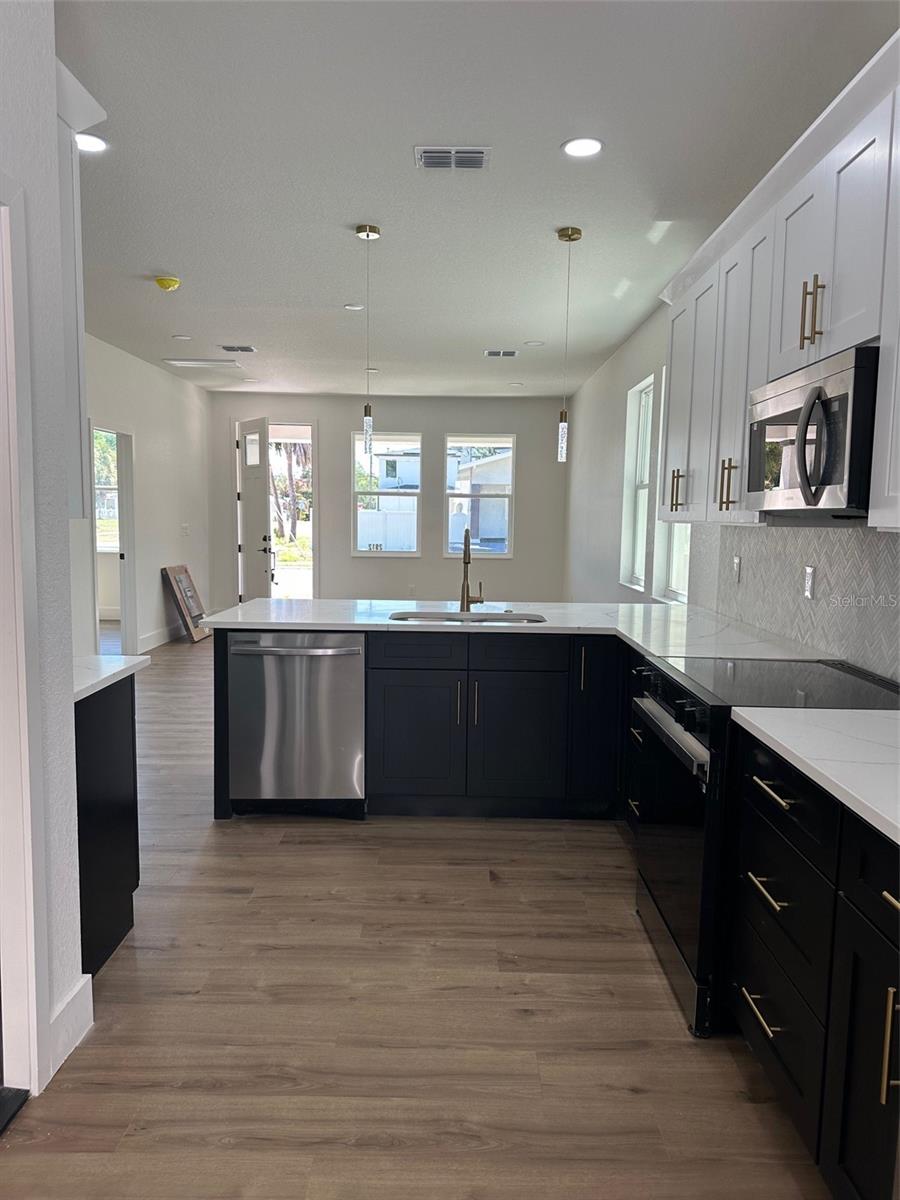 Image 7 of 22 For 2912 21st Street