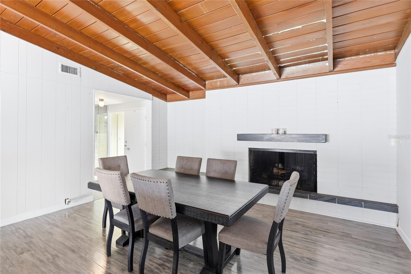 Image 3 of 30 For 616 Saint Andrews Drive