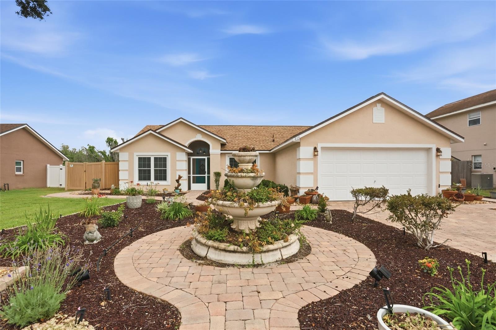 Details for 204 Greenwich Street, DAVENPORT, FL 33896
