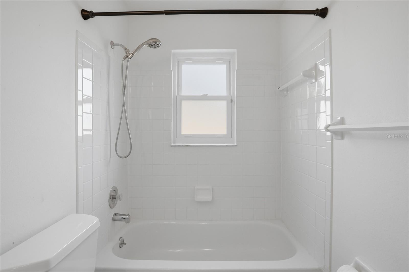 Image 11 of 50 For 204 Greenwich Street