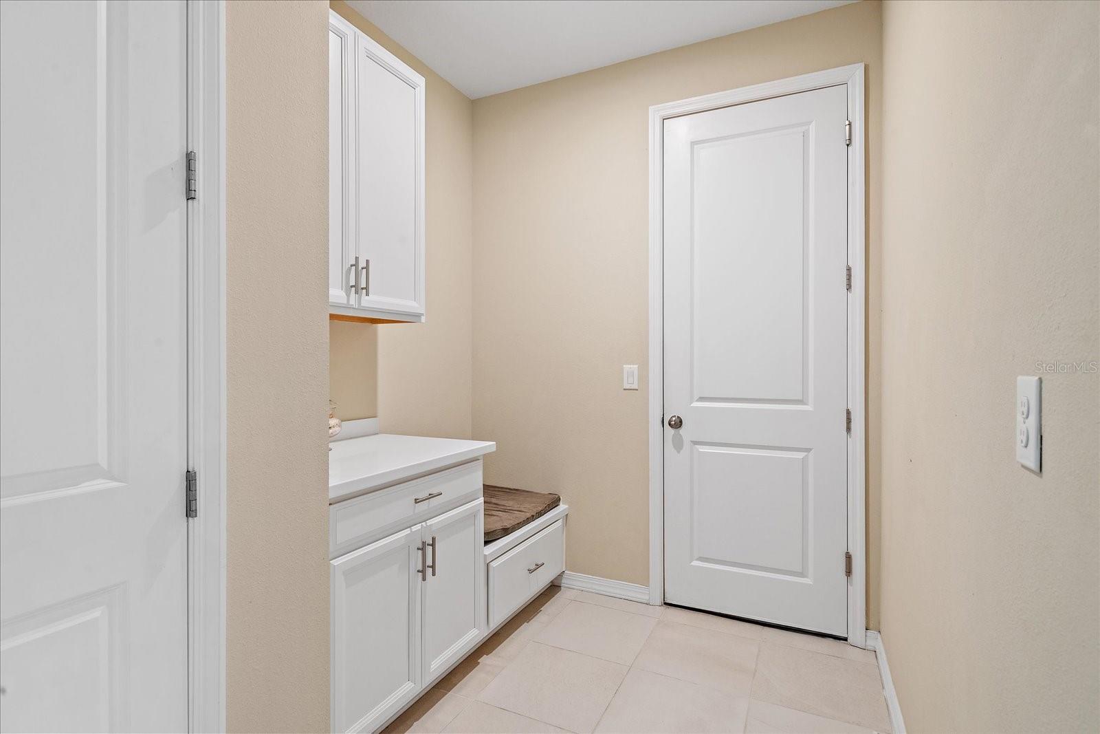 Image 12 of 55 For 9085 Luna Lane