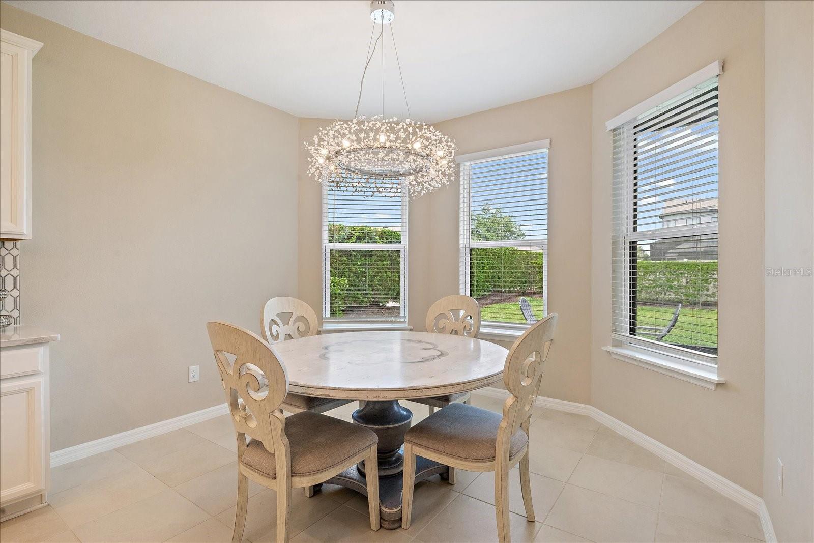 Image 8 of 55 For 9085 Luna Lane