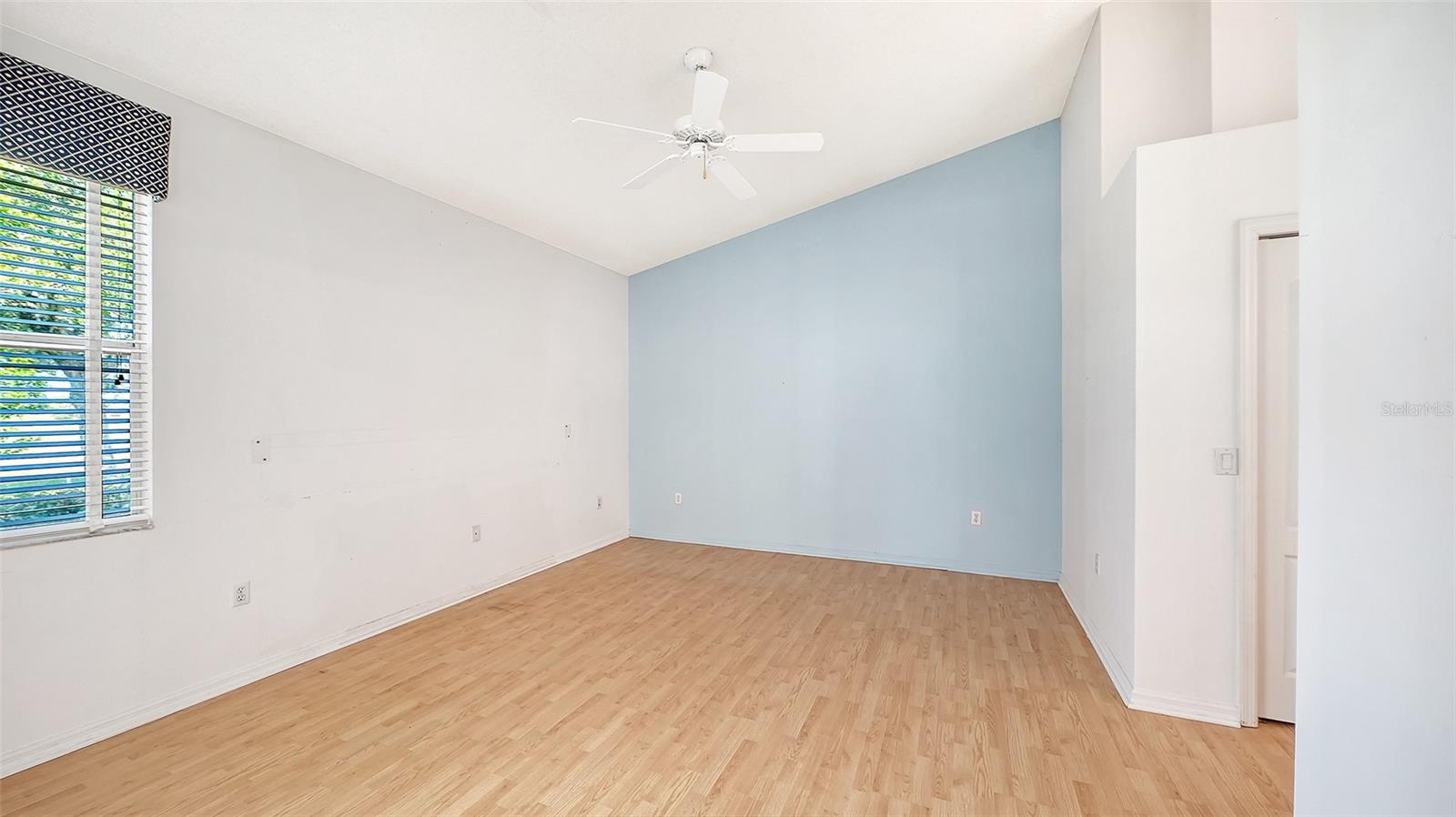 Image 29 of 66 For 8928 Whitemarsh Avenue