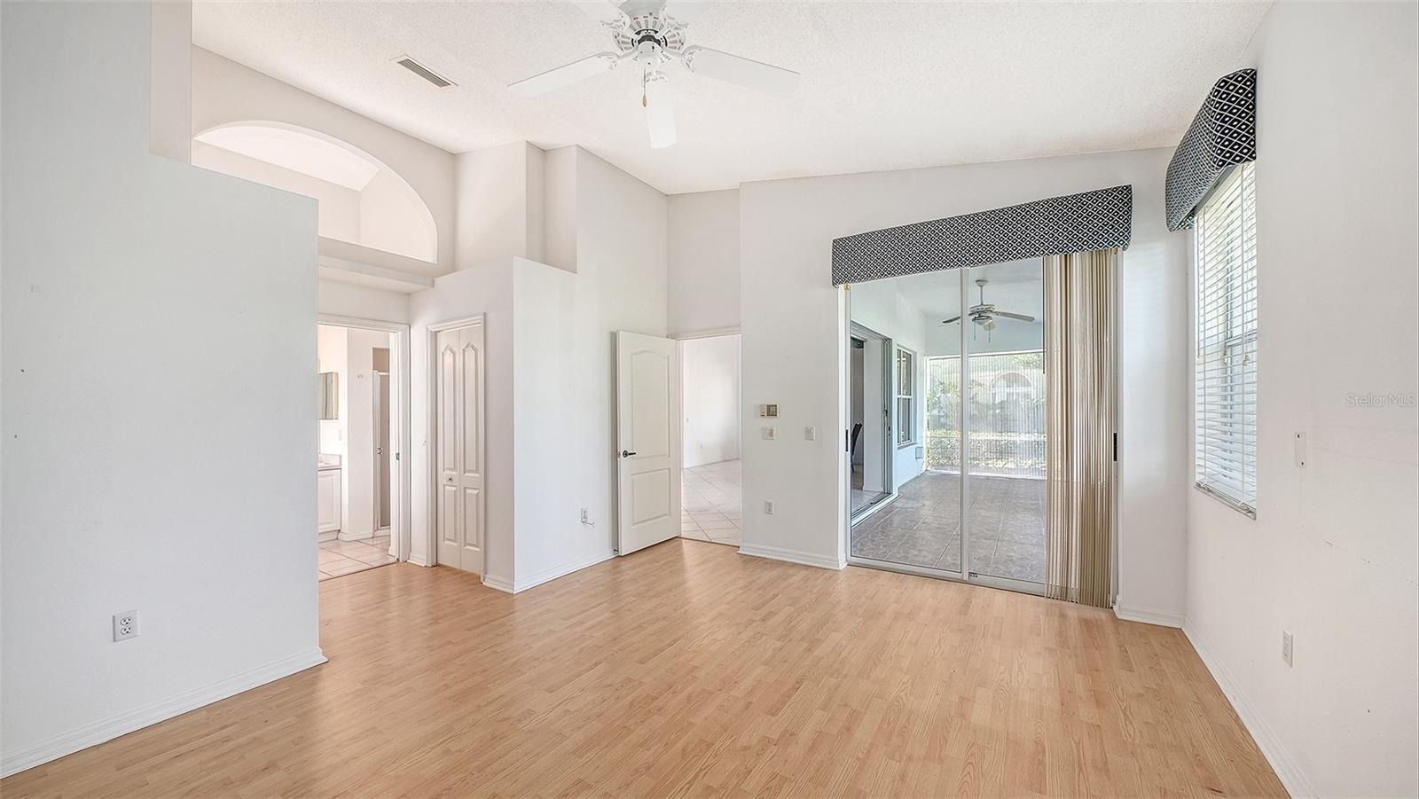 Image 31 of 66 For 8928 Whitemarsh Avenue