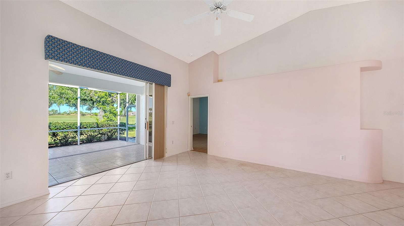Image 4 of 66 For 8928 Whitemarsh Avenue