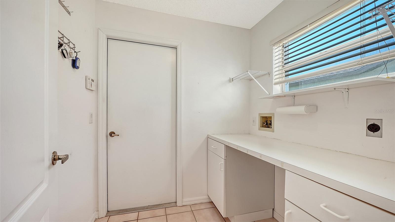 Image 42 of 66 For 8928 Whitemarsh Avenue