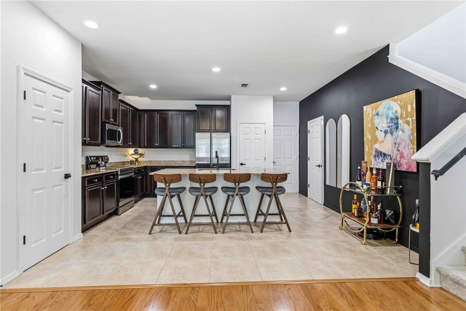 Image 16 of 72 For 9040 Aspen Hollow Place