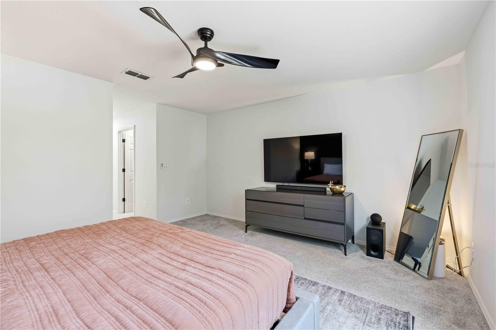Image 32 of 72 For 9040 Aspen Hollow Place