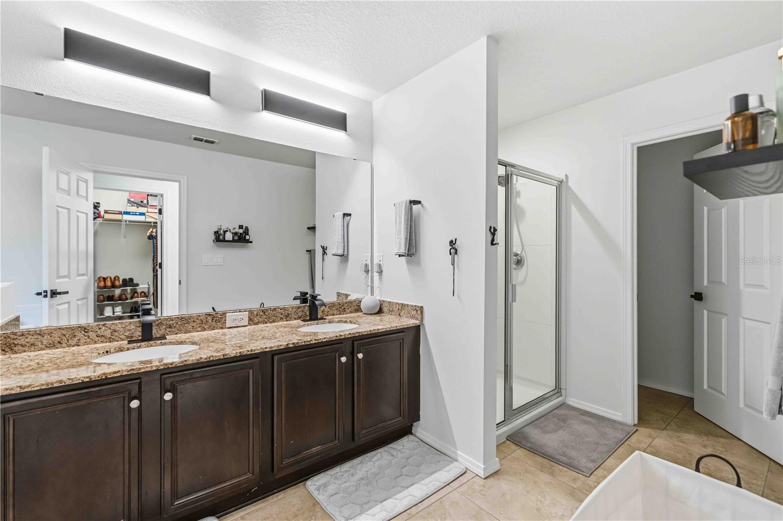Image 36 of 72 For 9040 Aspen Hollow Place