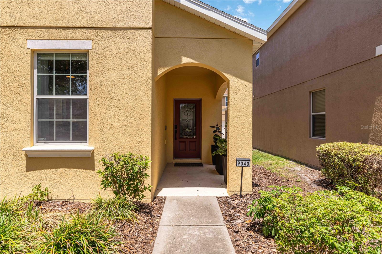 Image 4 of 72 For 9040 Aspen Hollow Place