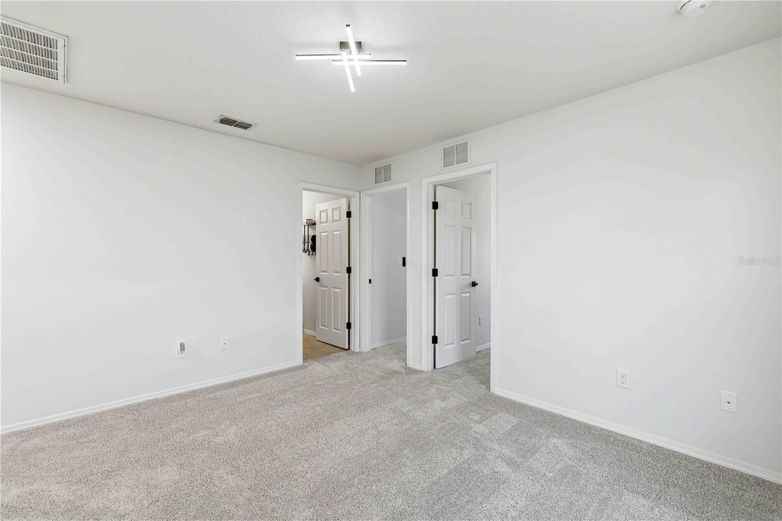 Image 47 of 72 For 9040 Aspen Hollow Place