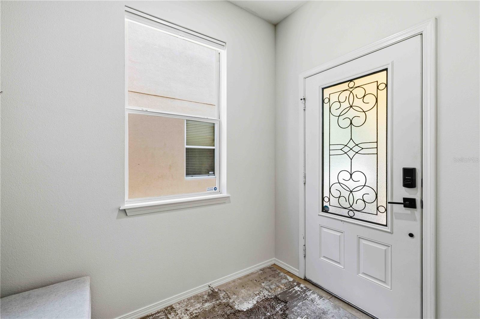 Image 5 of 72 For 9040 Aspen Hollow Place