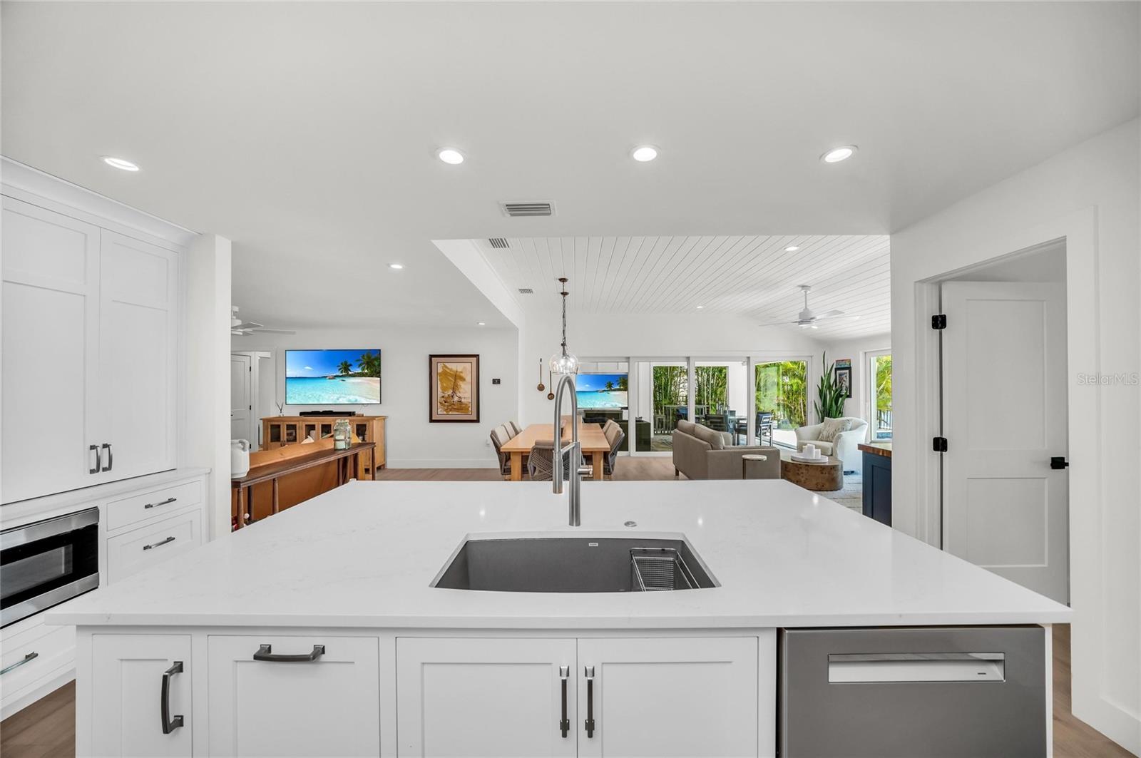 Image 18 of 63 For 501 68th Street