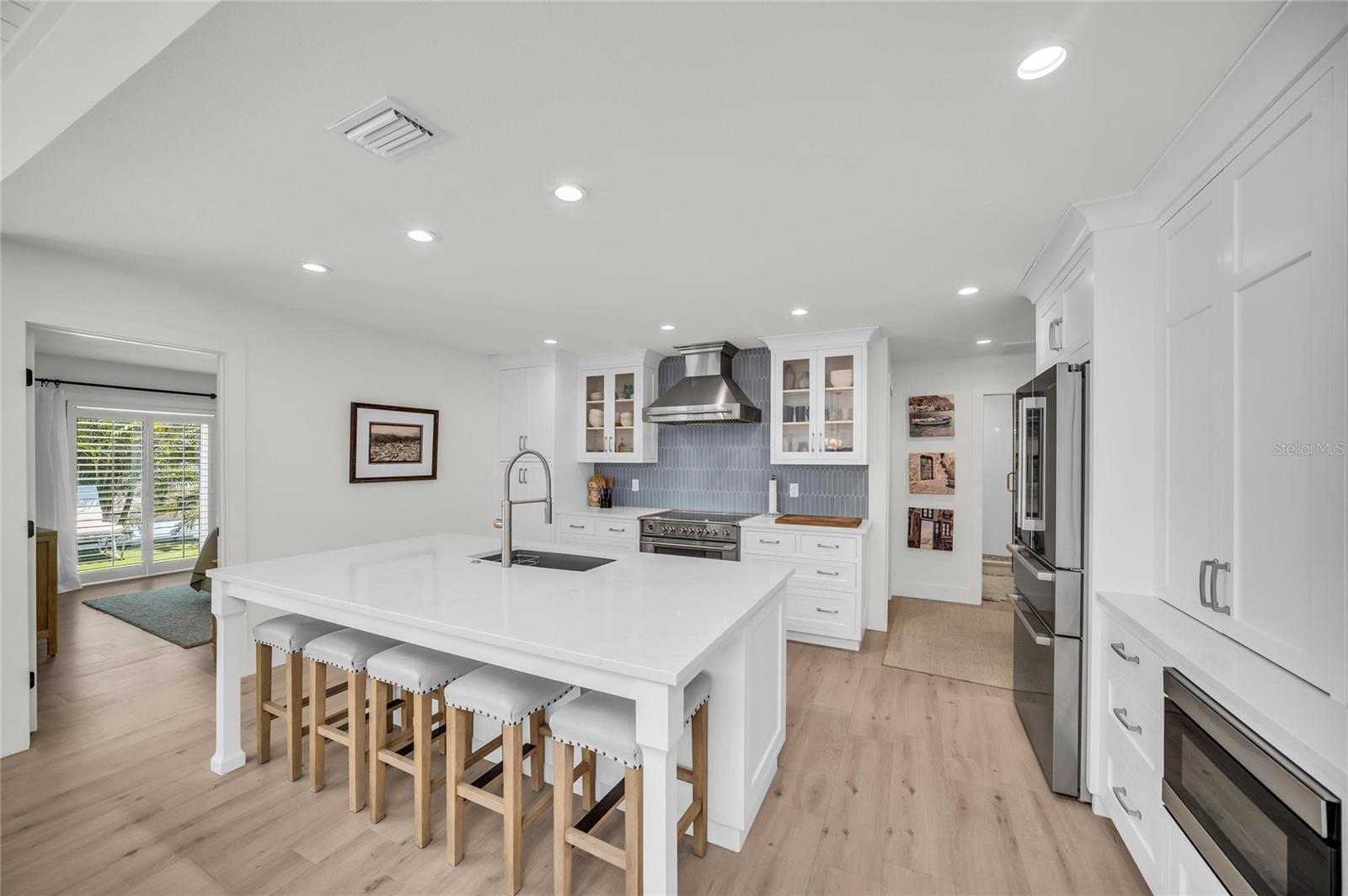 Image 21 of 63 For 501 68th Street