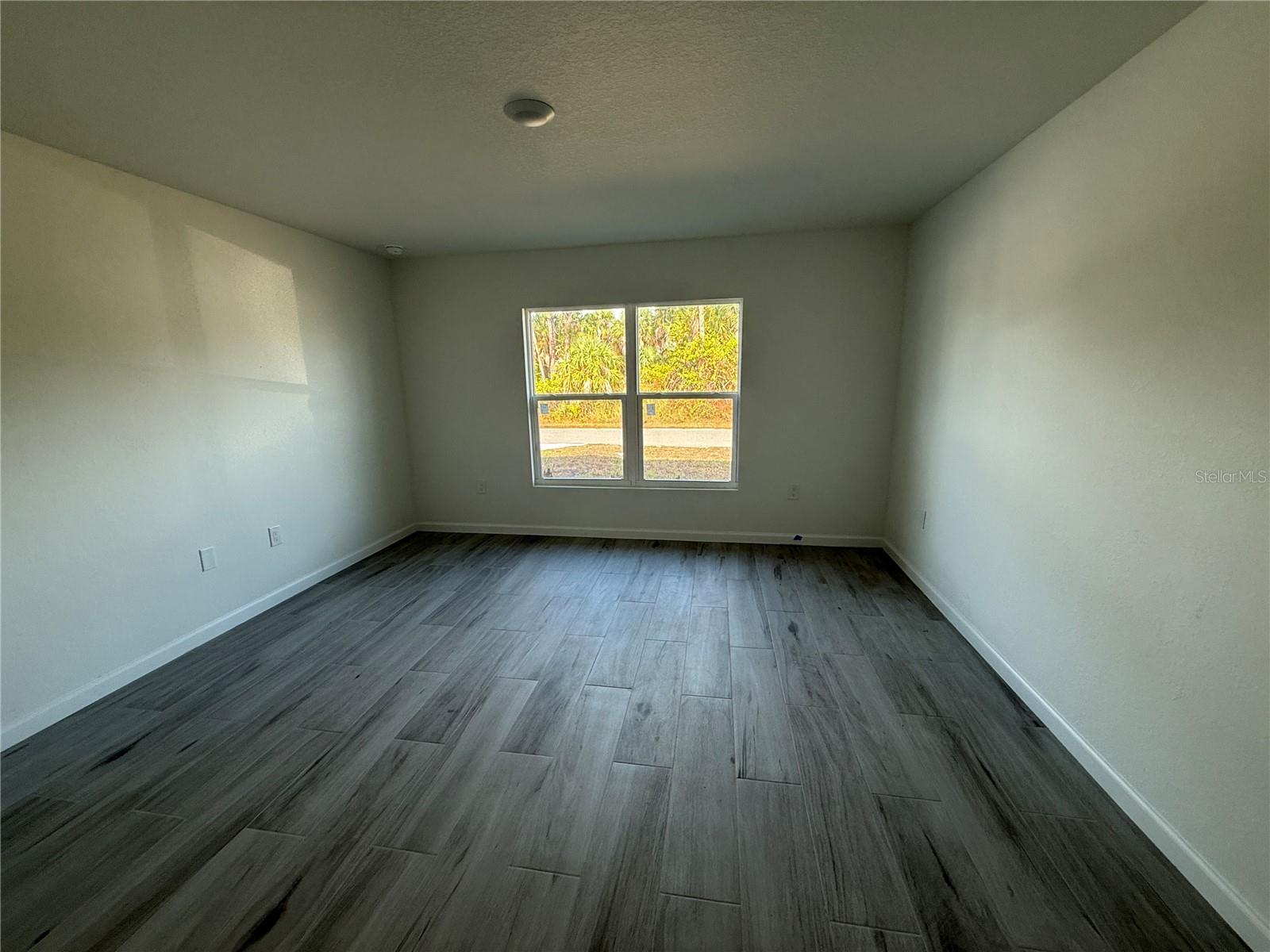 Image 8 of 20 For 2509 Wyola Avenue
