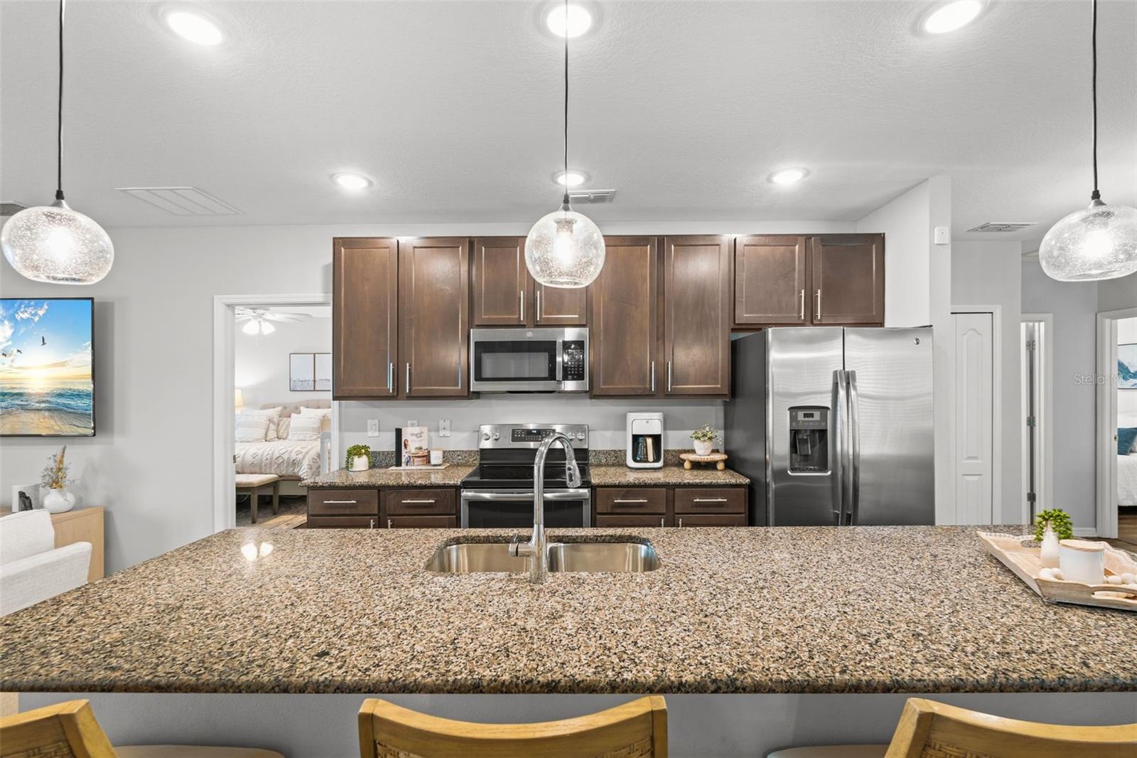 Image 14 of 56 For 4722 Lindever Lane