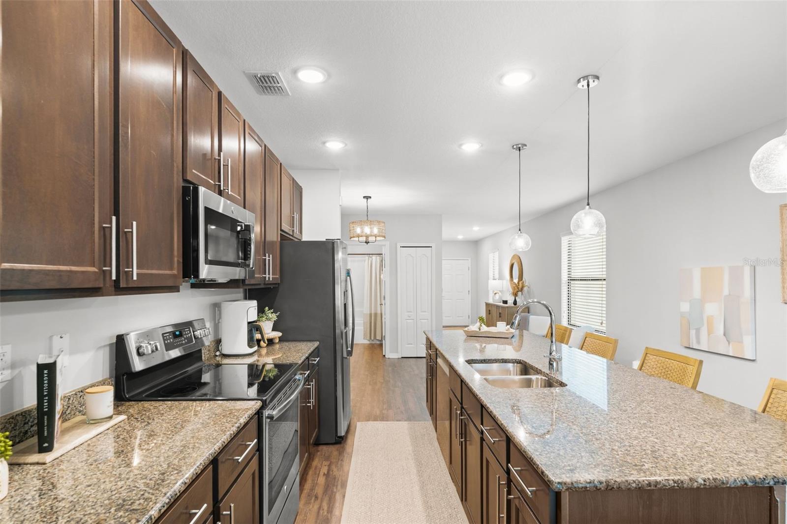 Image 16 of 56 For 4722 Lindever Lane