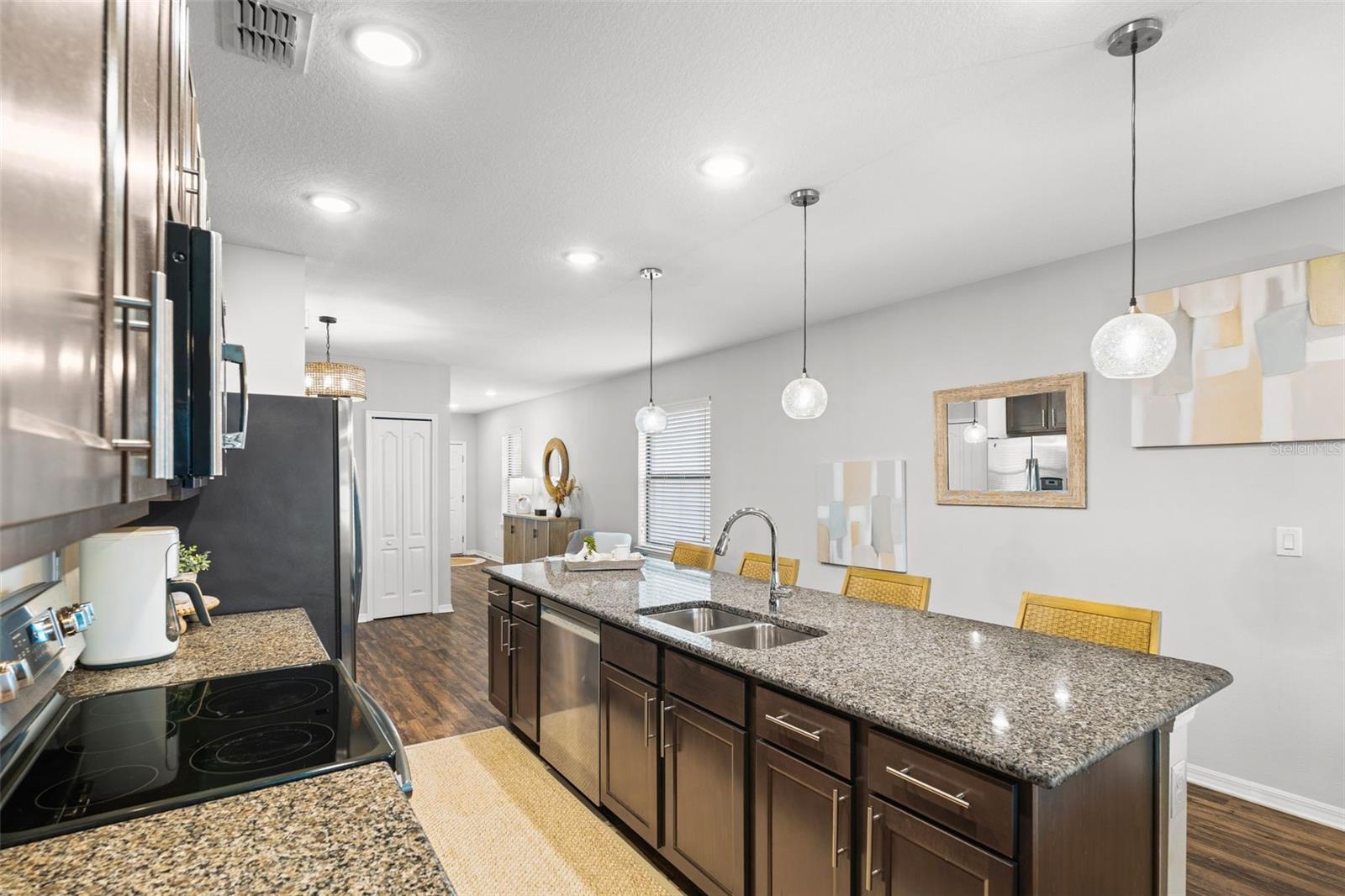 Image 17 of 56 For 4722 Lindever Lane