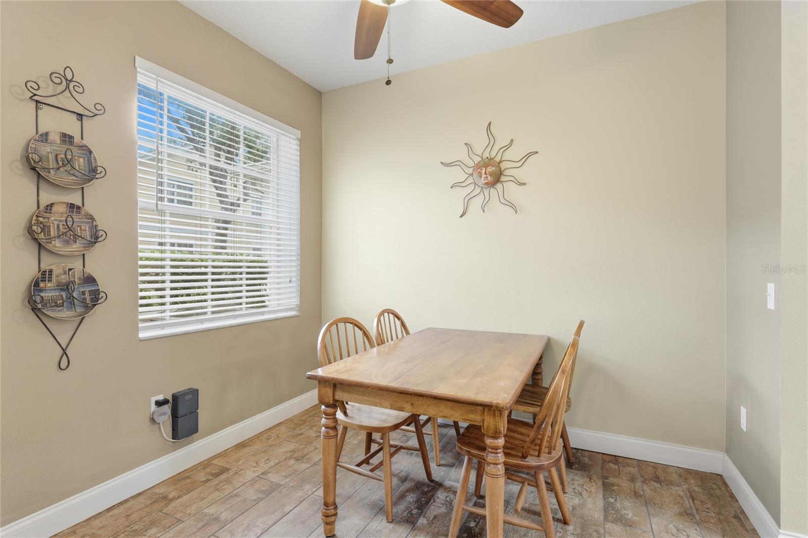 Image 15 of 45 For 6216 Rosefinch Court 102