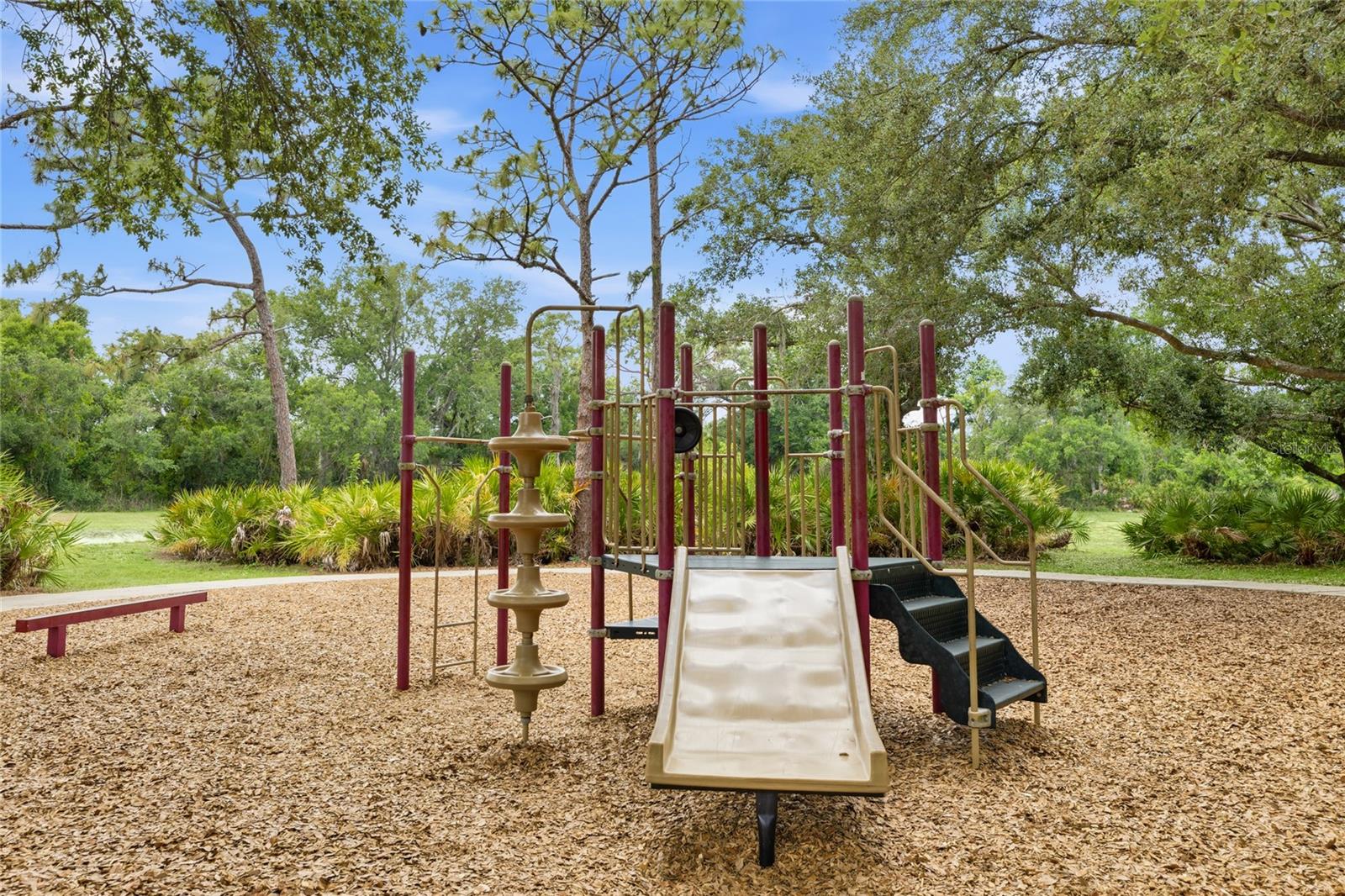 Image 36 of 45 For 6216 Rosefinch Court 102