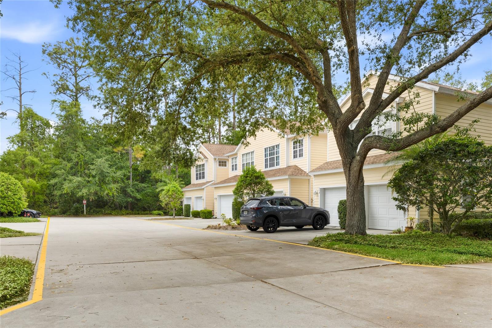 Image 4 of 45 For 6216 Rosefinch Court 102
