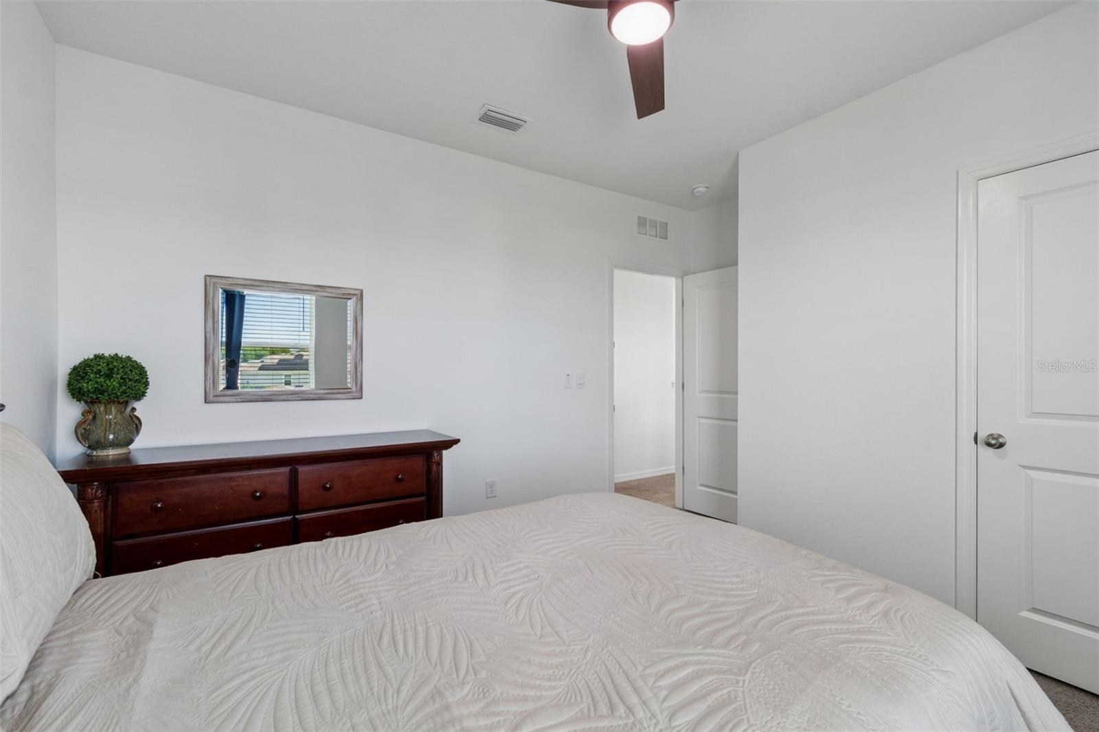 Image 5 of 29 For 3406 Grassy Knoll Court