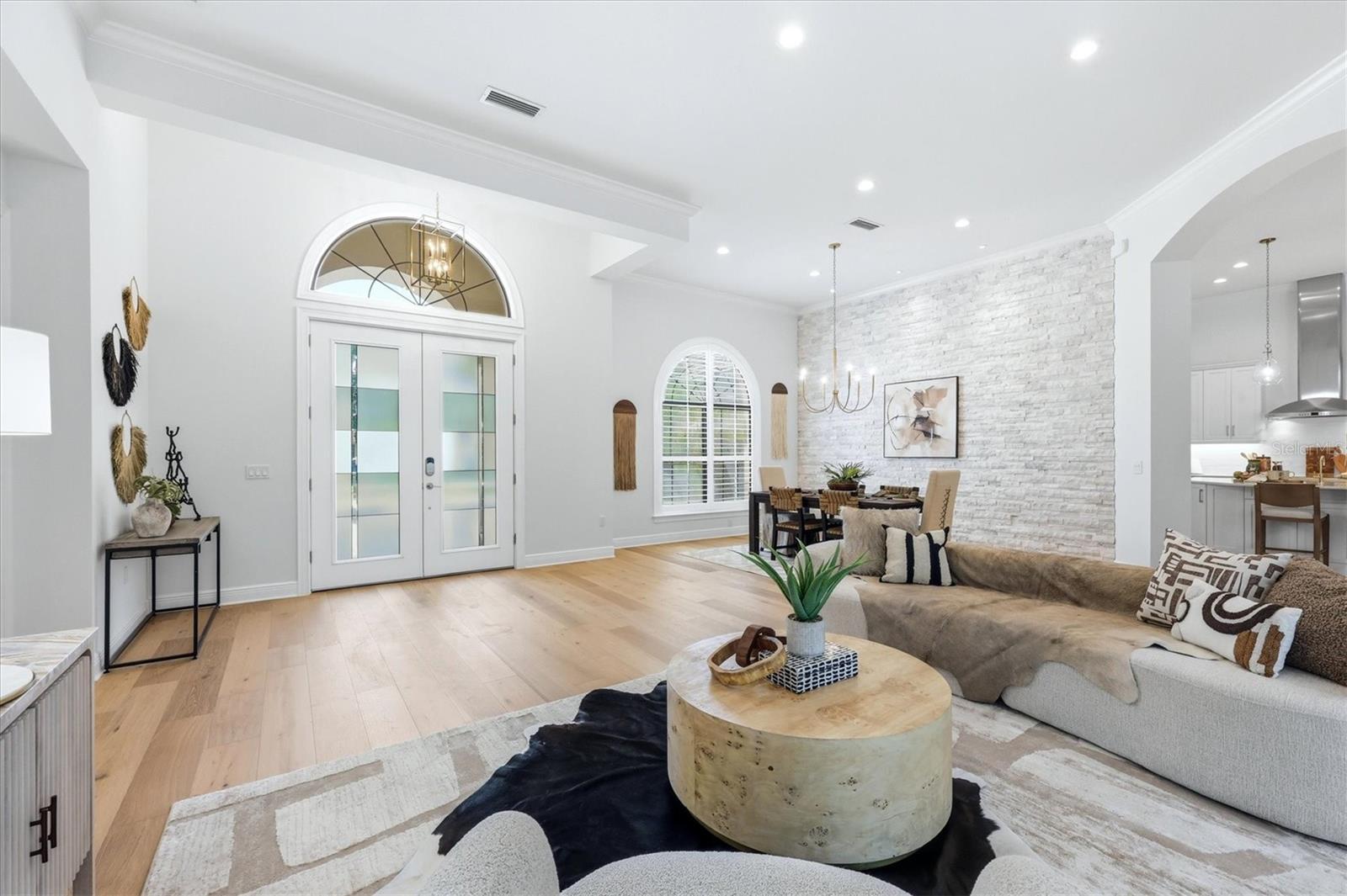 Image 11 of 100 For 12407 Highfield Circle