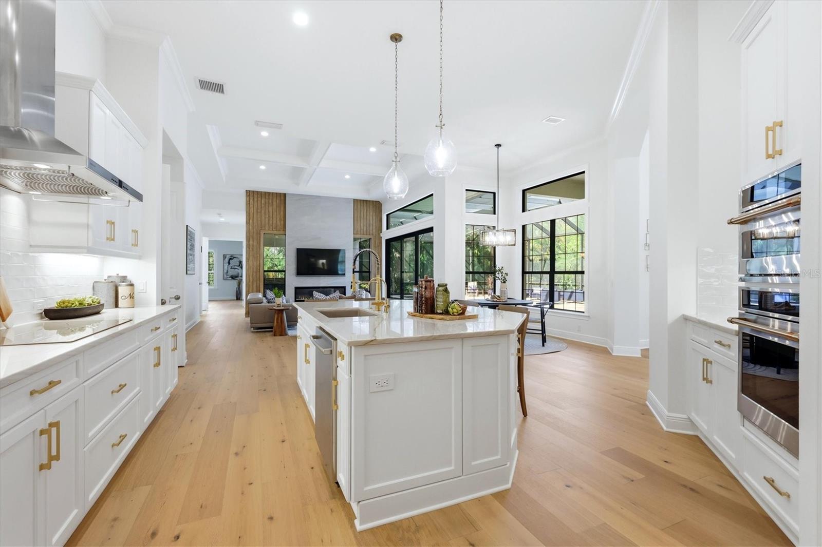 Image 17 of 100 For 12407 Highfield Circle