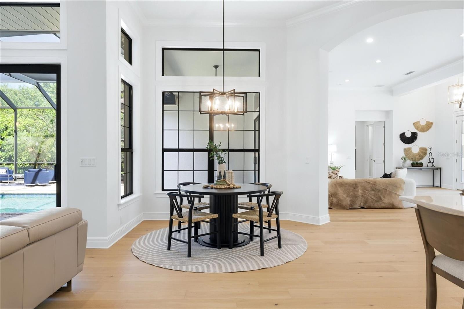 Image 19 of 100 For 12407 Highfield Circle