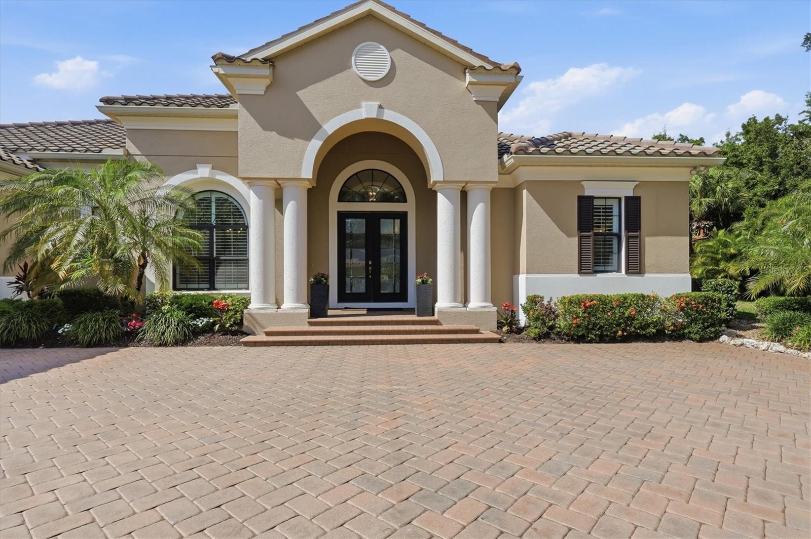 Image 4 of 100 For 12407 Highfield Circle