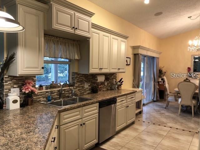 Image 7 of 15 For 6401 Shoal Creek Street Circle