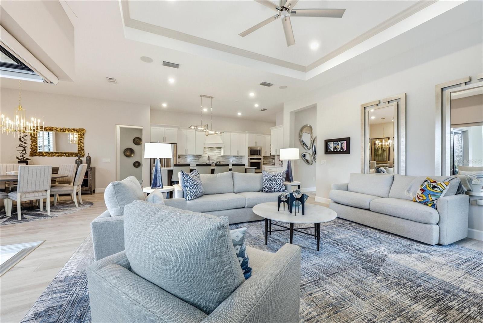 Image 13 of 84 For 7428 Summerland Cove