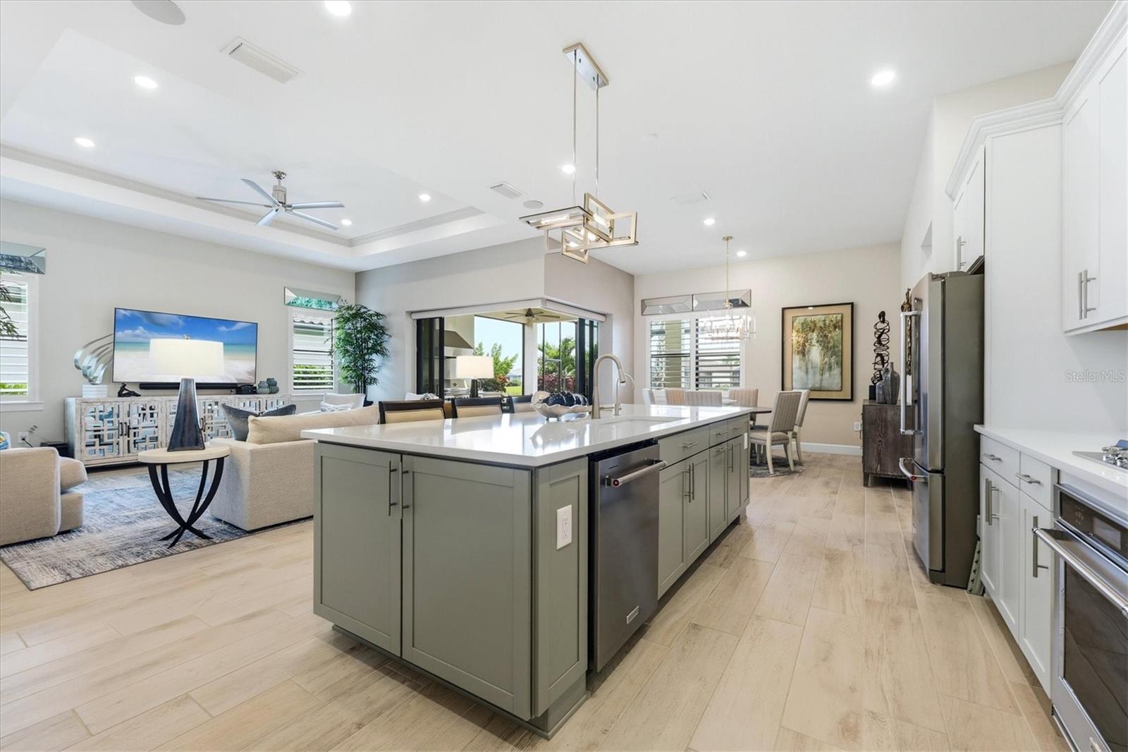 Image 20 of 84 For 7428 Summerland Cove