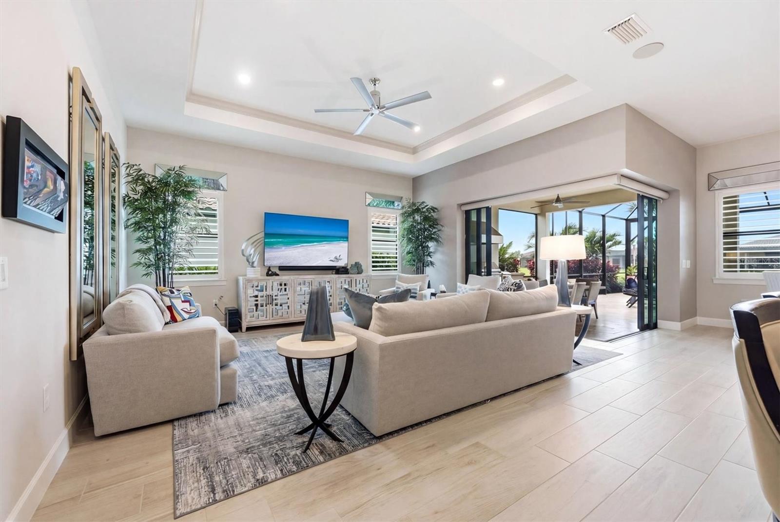 Image 25 of 84 For 7428 Summerland Cove