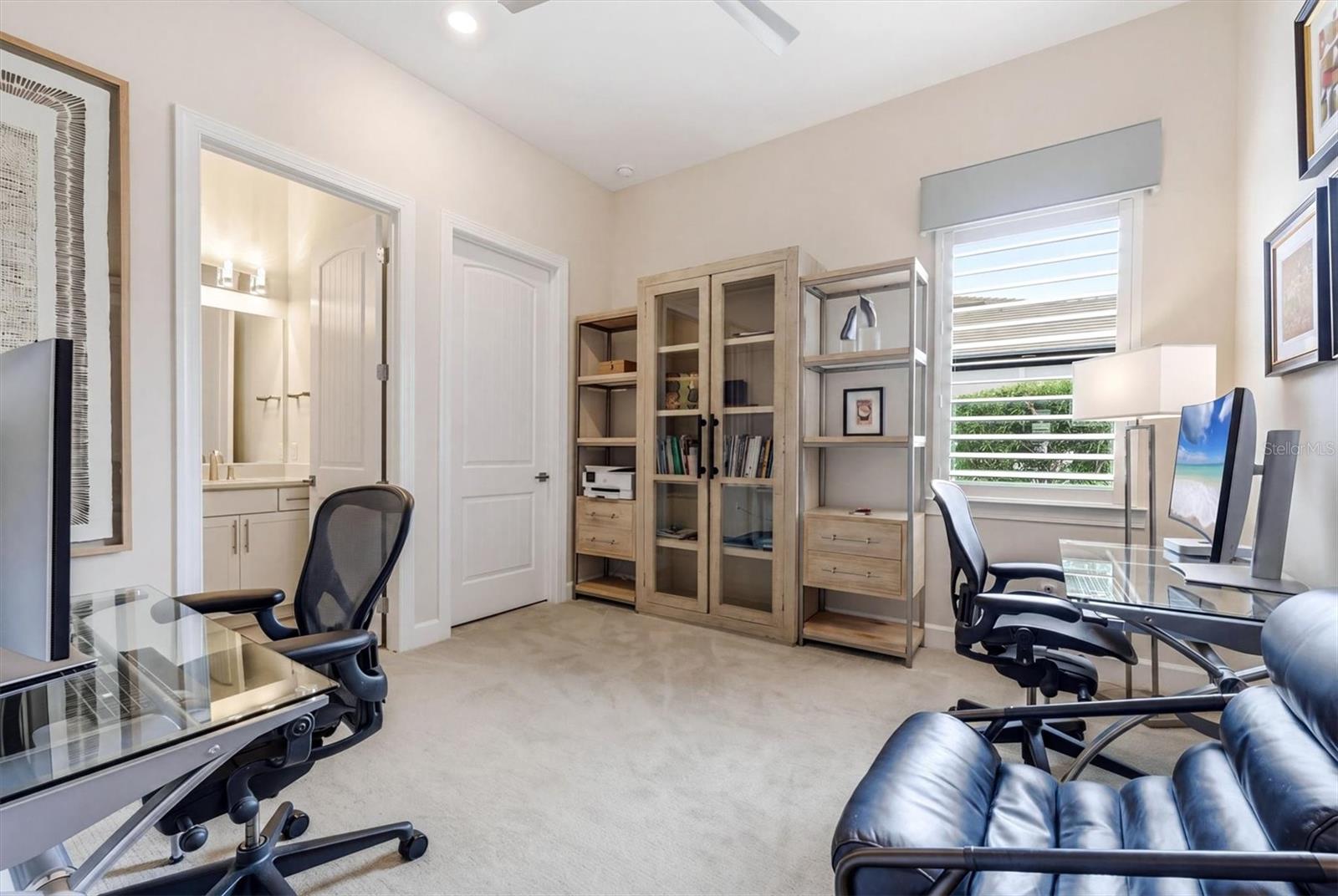Image 35 of 84 For 7428 Summerland Cove