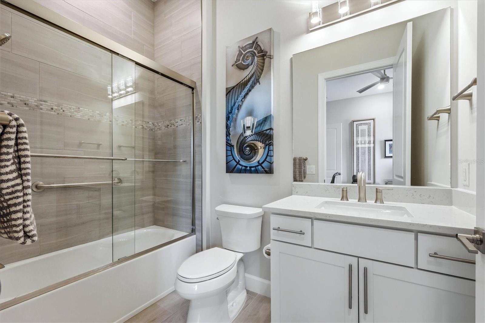 Image 36 of 84 For 7428 Summerland Cove