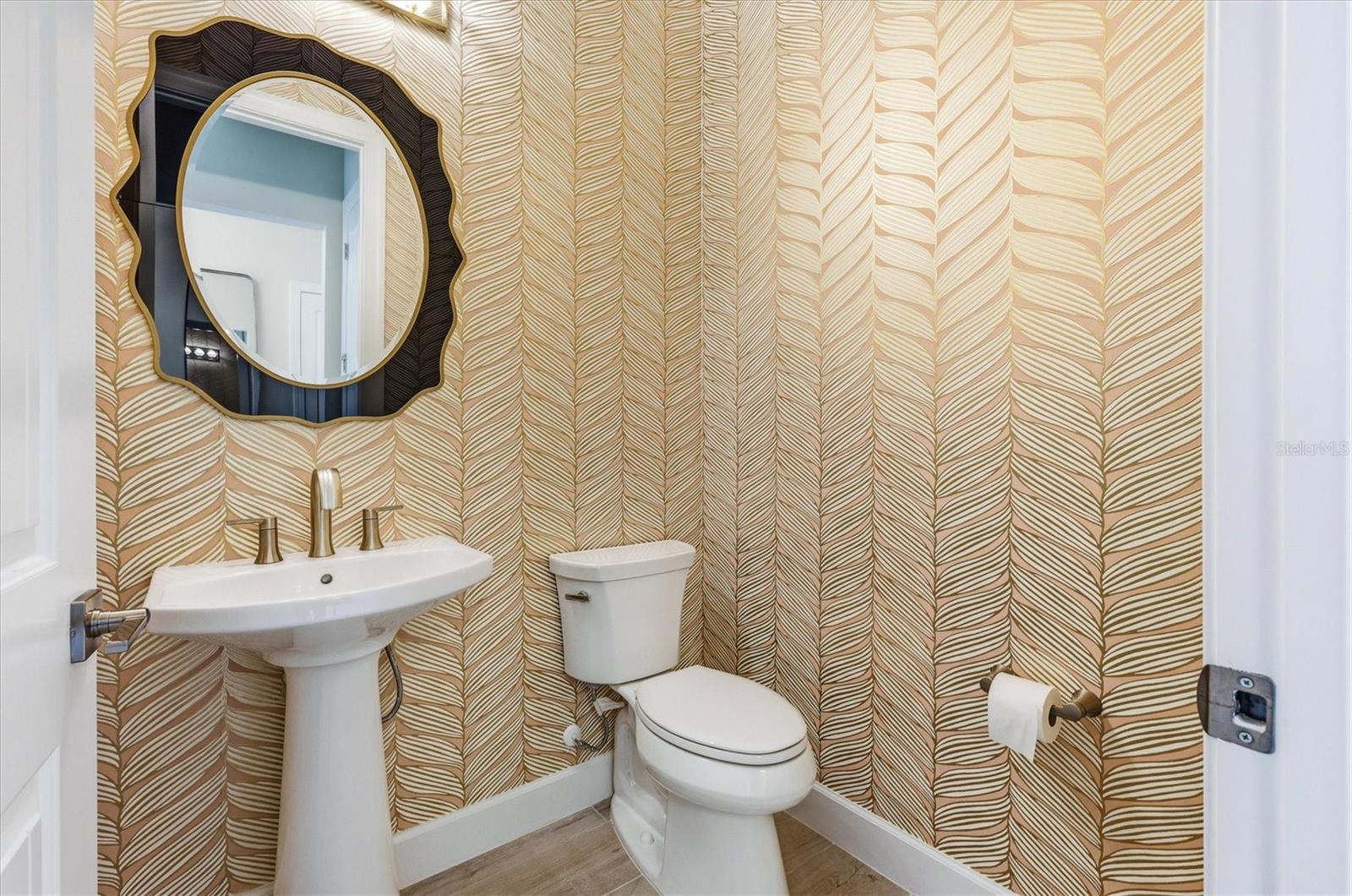 Image 38 of 84 For 7428 Summerland Cove