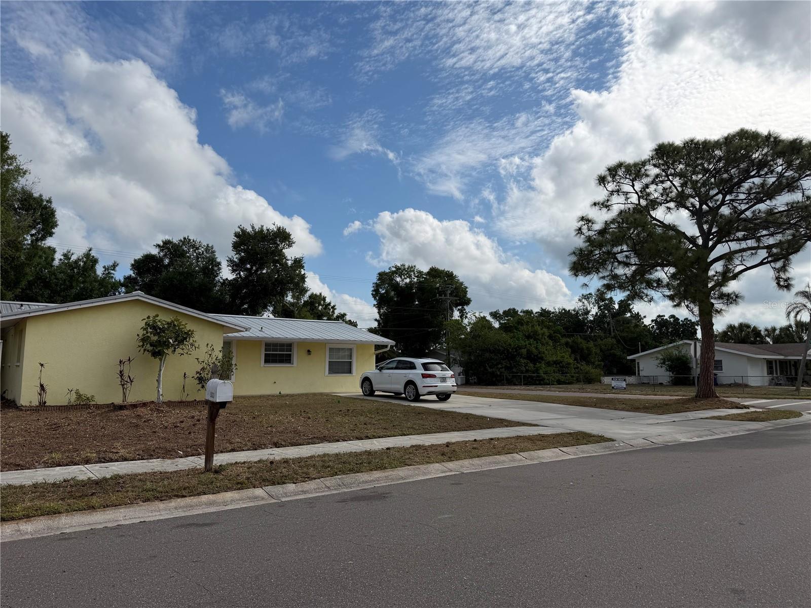 Image 4 of 38 For 5333 Duncanwood Drive
