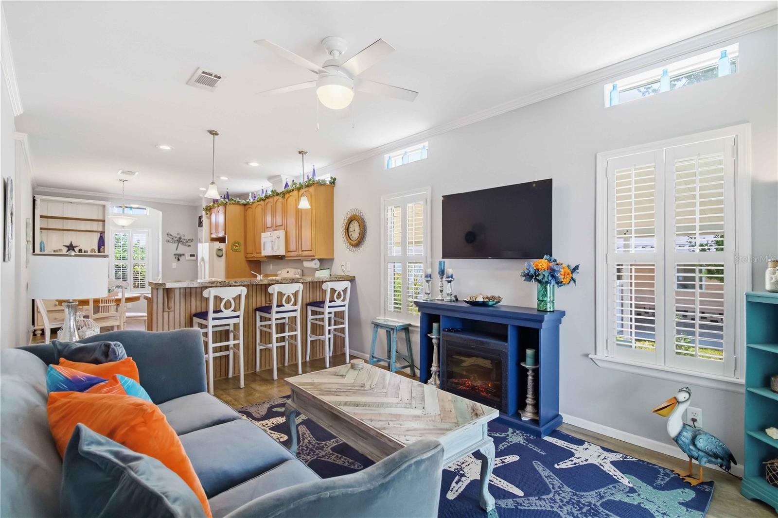 Image 14 of 48 For 915 50th Avenue W