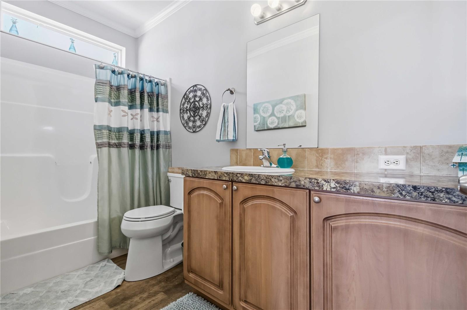 Image 33 of 48 For 915 50th Avenue W