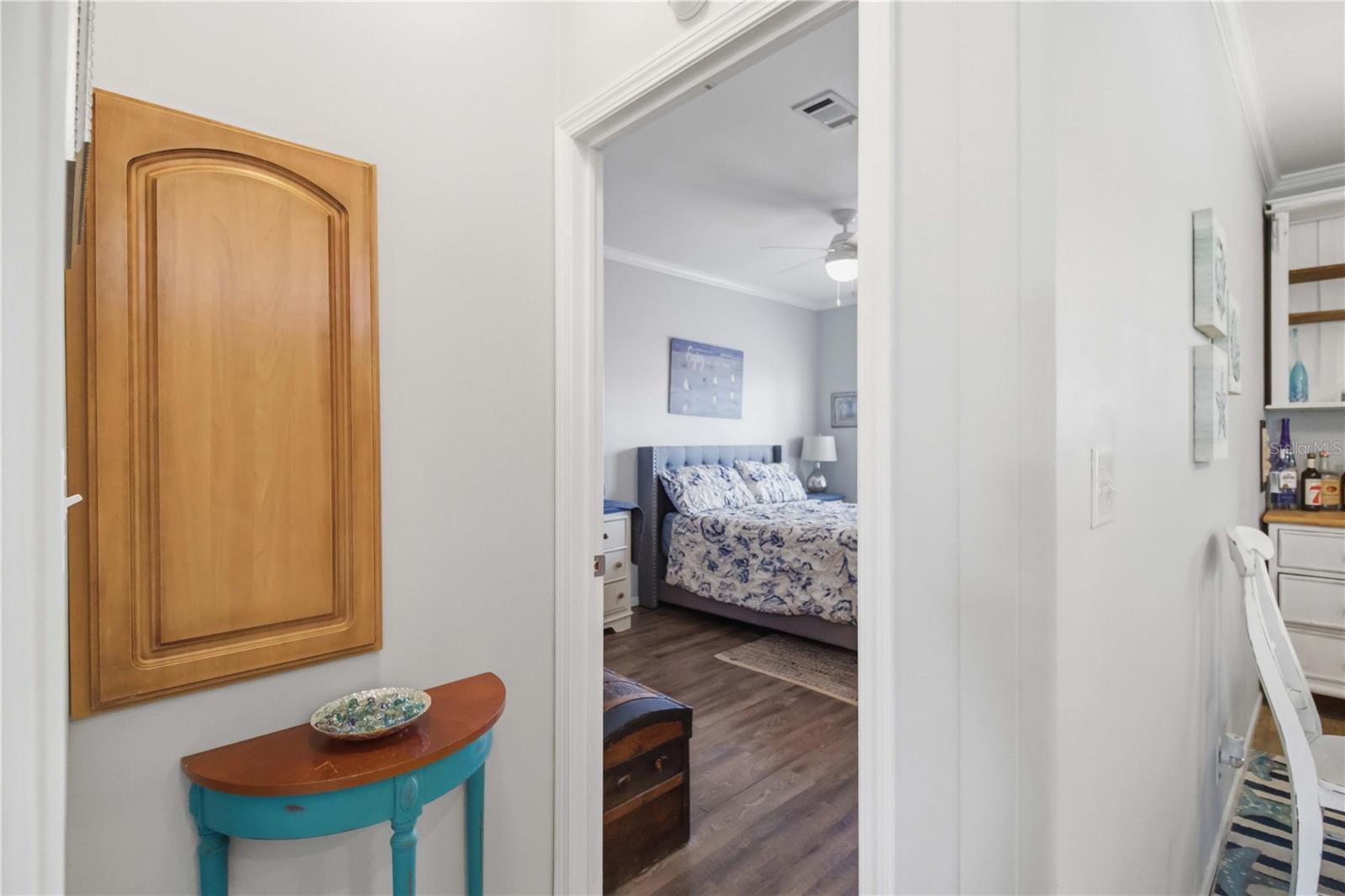Image 34 of 48 For 915 50th Avenue W