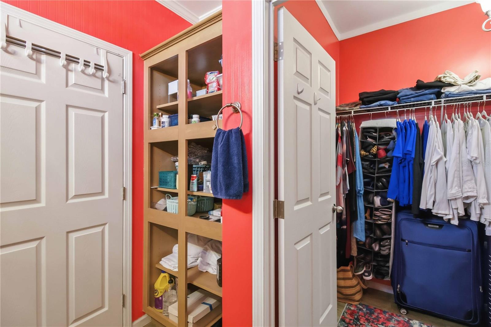 Image 41 of 48 For 915 50th Avenue W