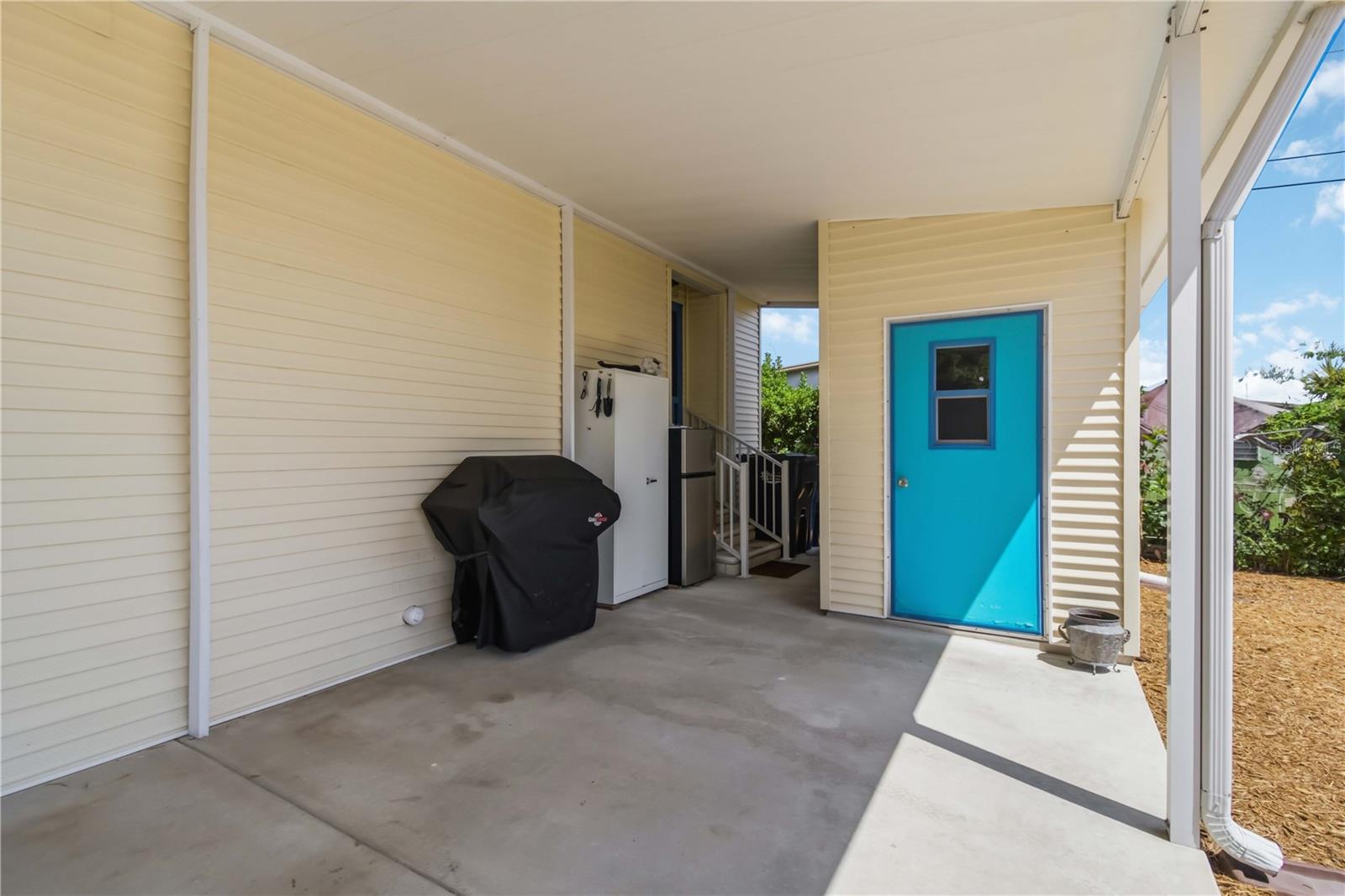 Image 43 of 48 For 915 50th Avenue W
