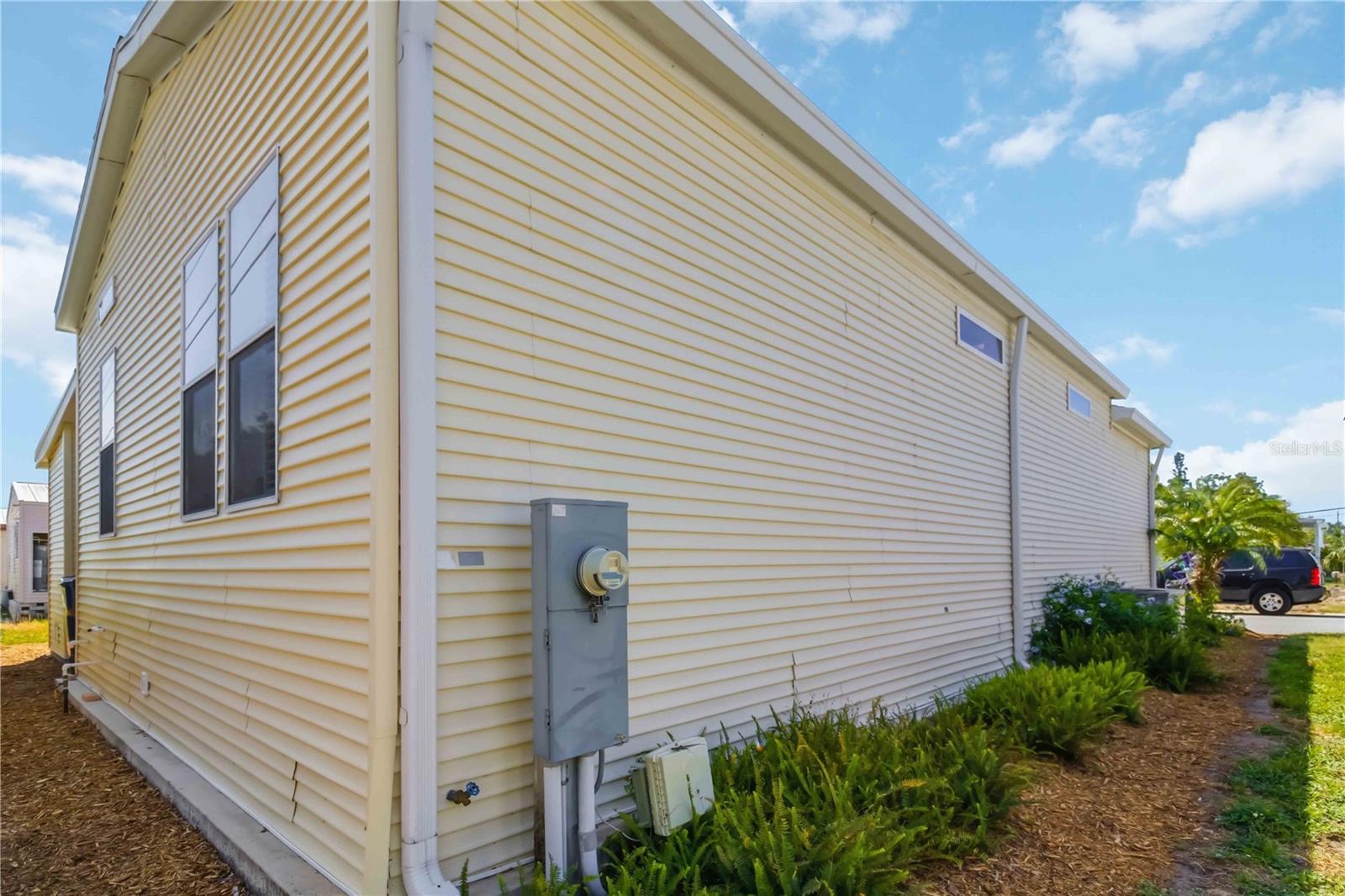Image 47 of 48 For 915 50th Avenue W