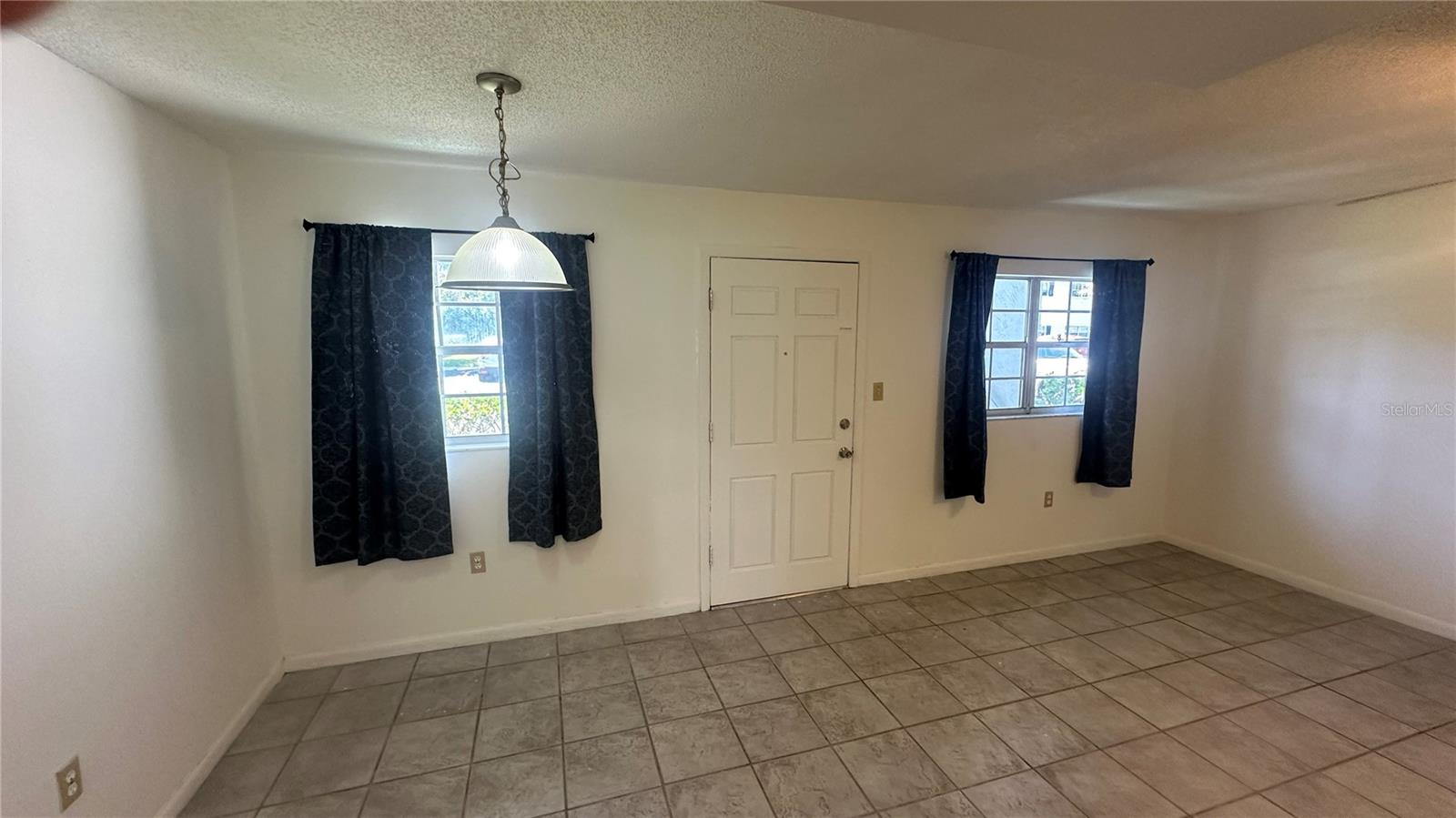 Image 5 of 20 For 4507 3rd Street Circle W 280