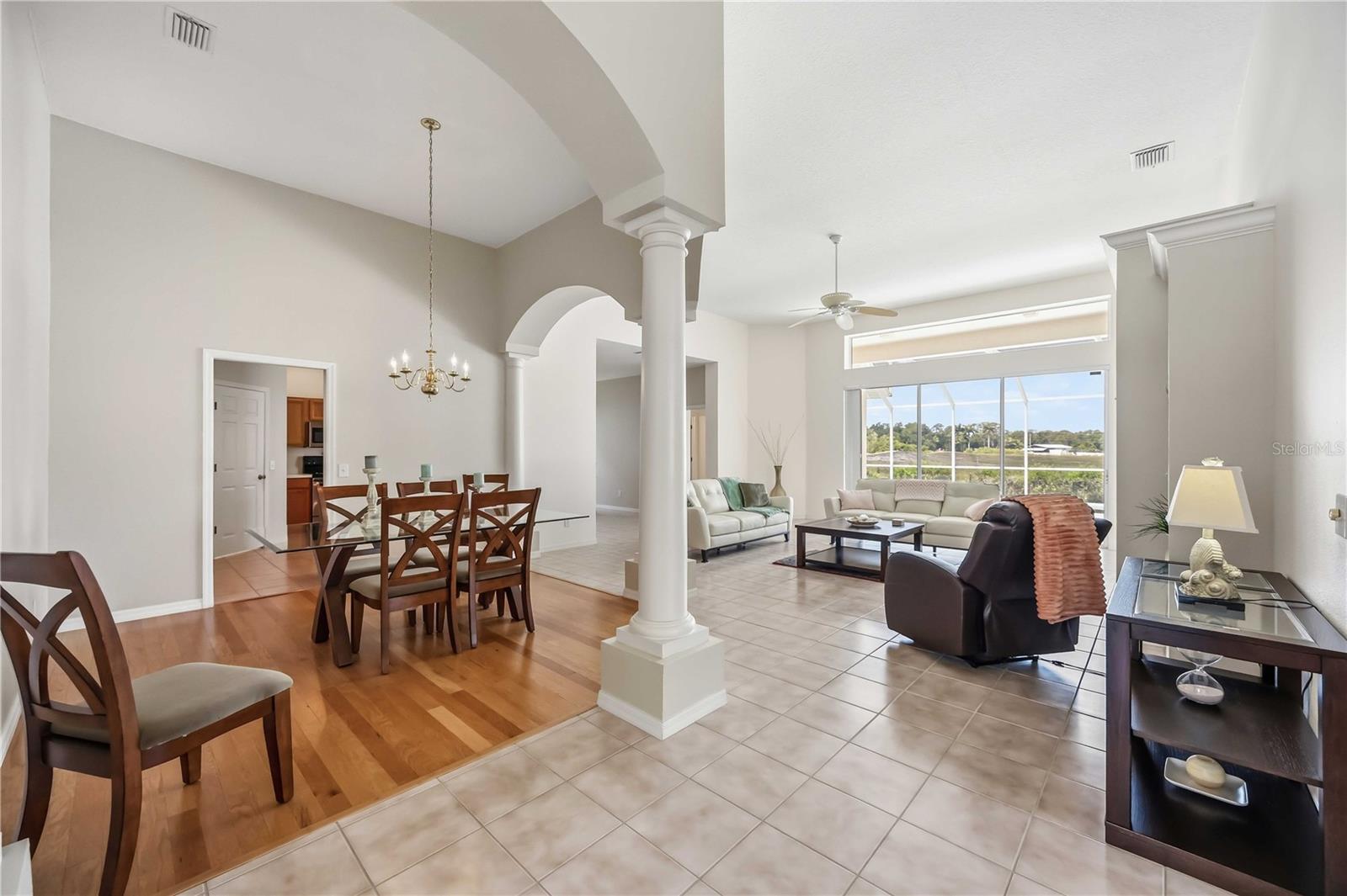 Image 13 of 64 For 7740 Castleisland Drive