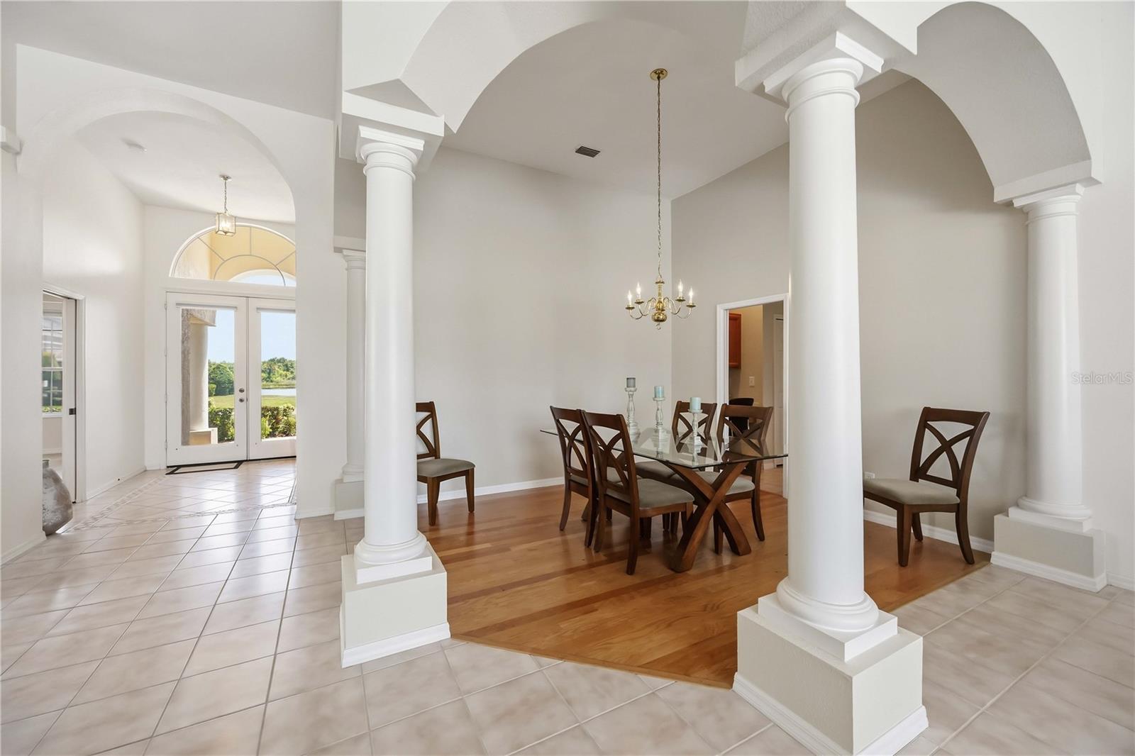 Image 14 of 64 For 7740 Castleisland Drive