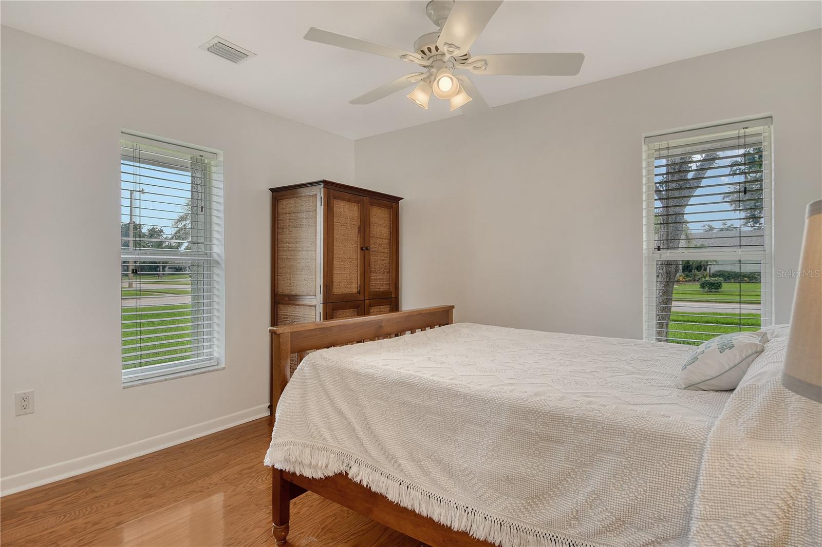 Image 26 of 47 For 6303 3rd Avenue Nw
