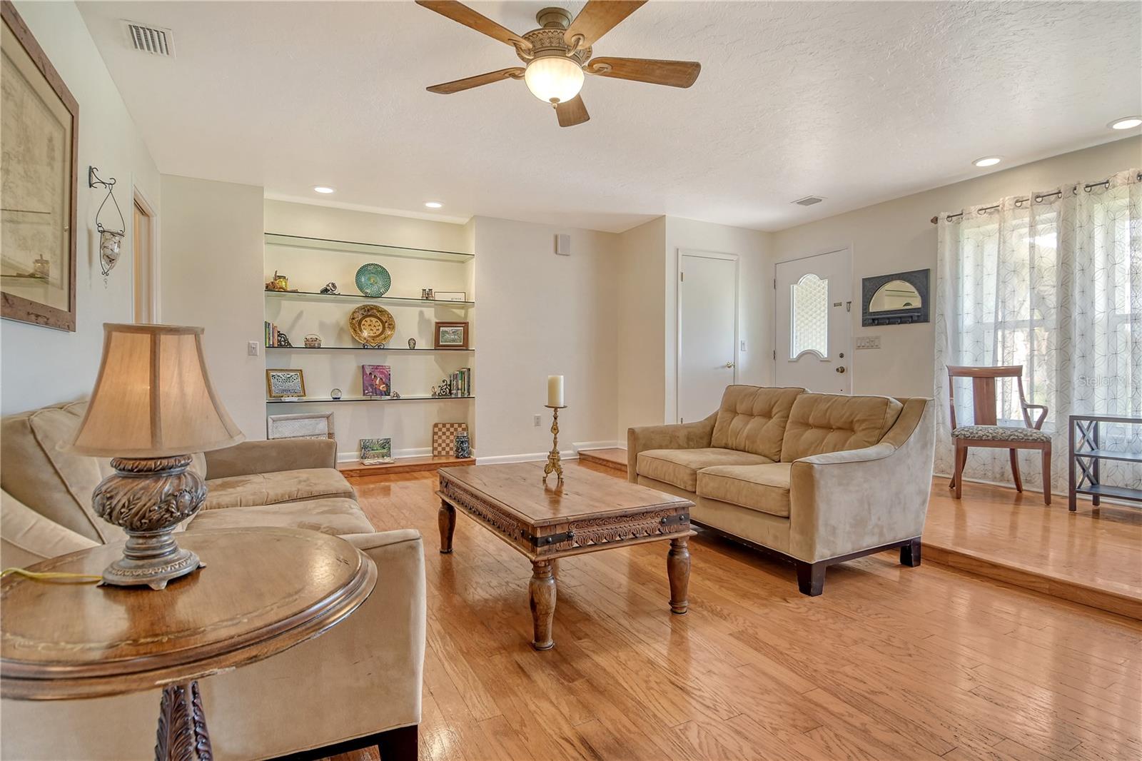 Image 7 of 47 For 6303 3rd Avenue Nw